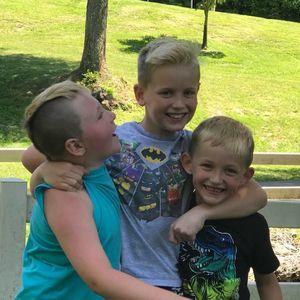 Meet your Posher, Vi